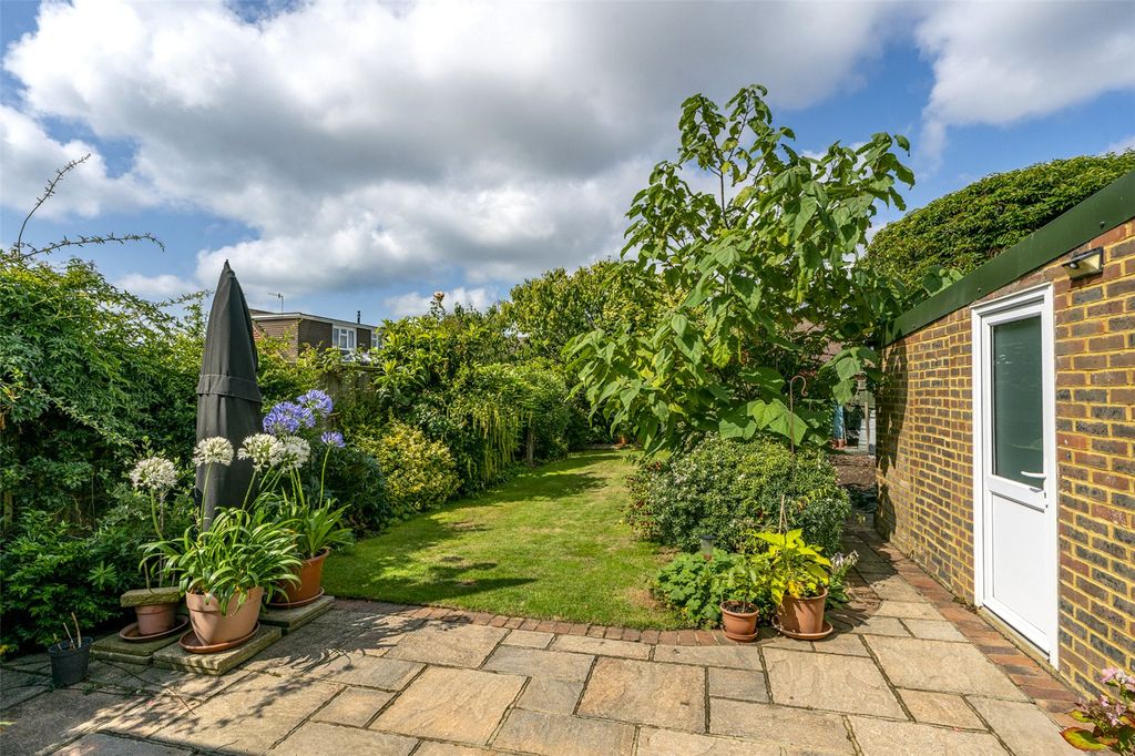 Property photo 3 of 30 Picture No. 27