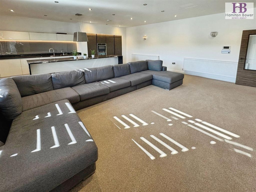 Property photo 2 of 13 Ddb1c129-Img_3490.Jpeg