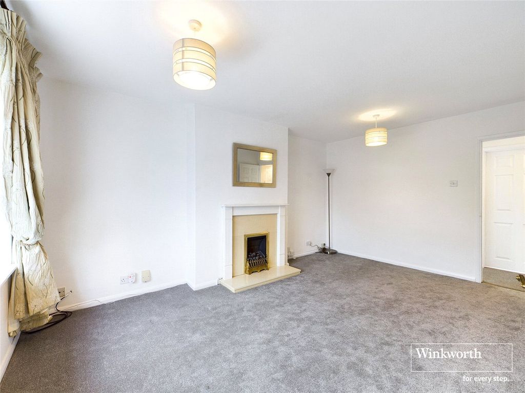 Property photo 3 of 12 Picture No. 02