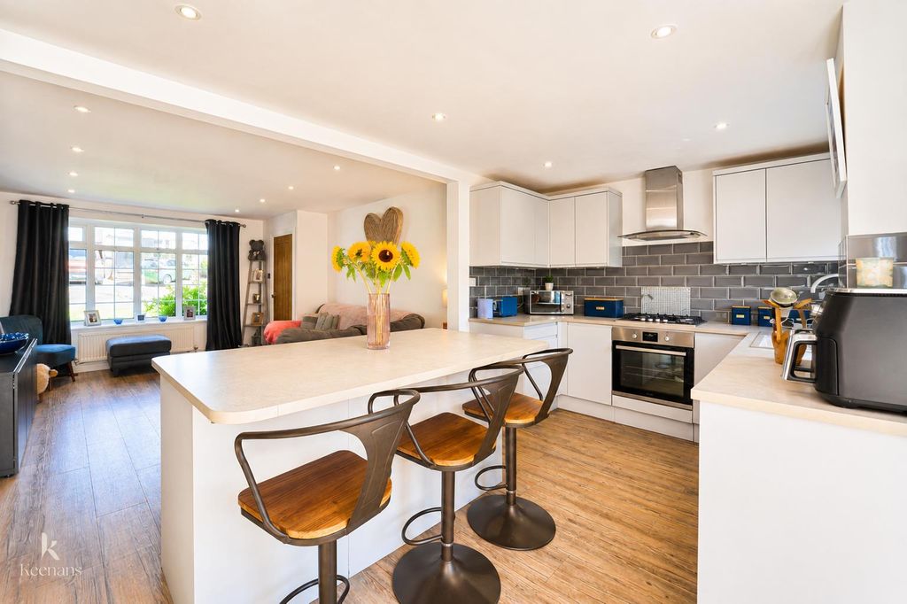 Property photo 2 of 31 Lydgate (22).Png