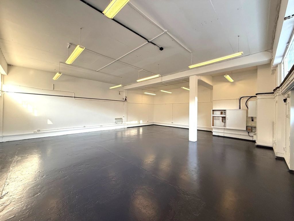 Property photo 2 of 2