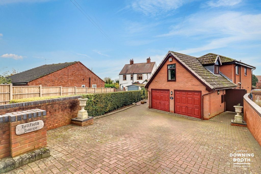 Property photo 2 of 51