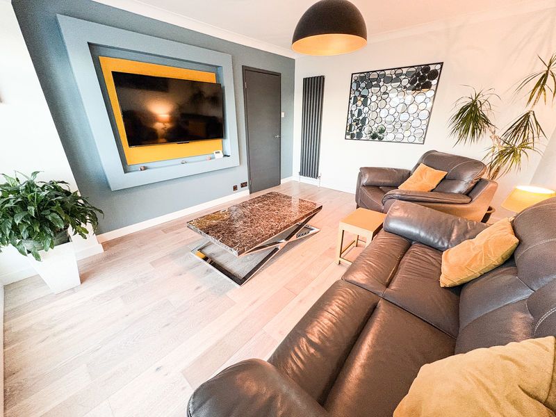 Property photo 2 of 12 Photo 11