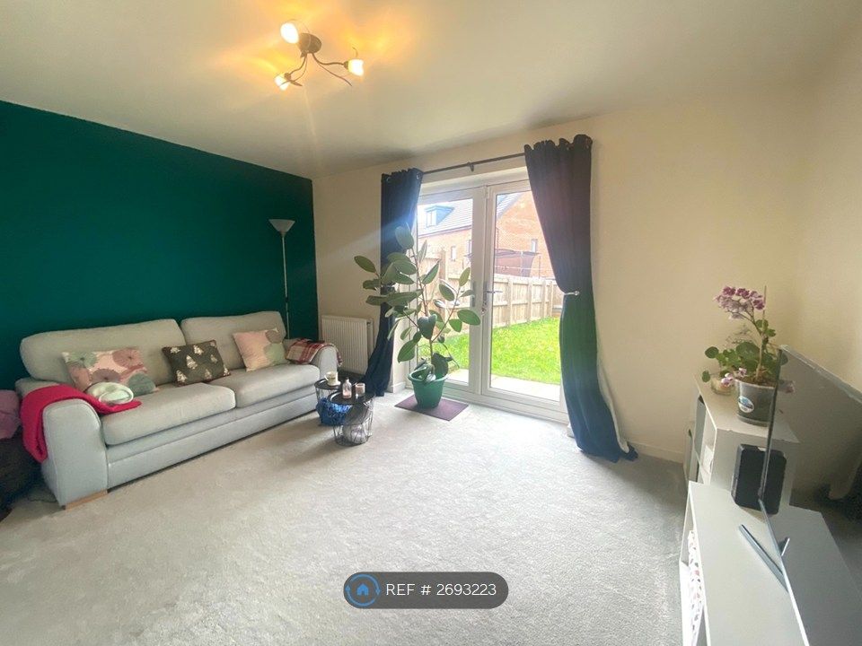 Property photo 3 of 8