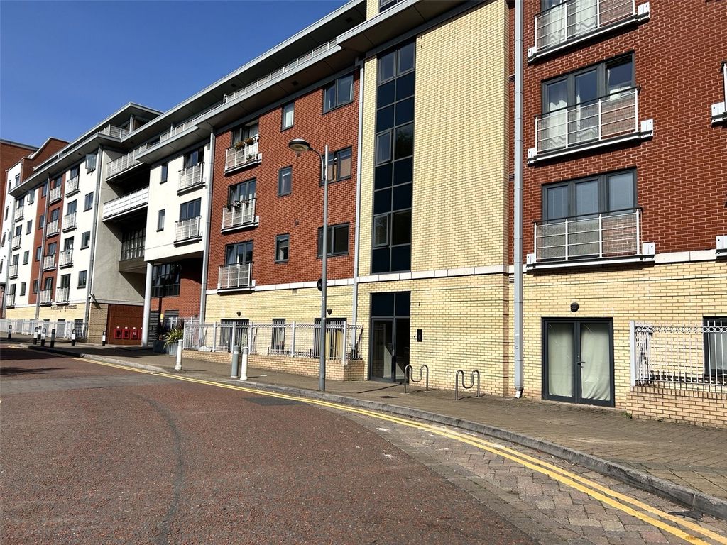 Property photo 1 of 8 Picture No. 08