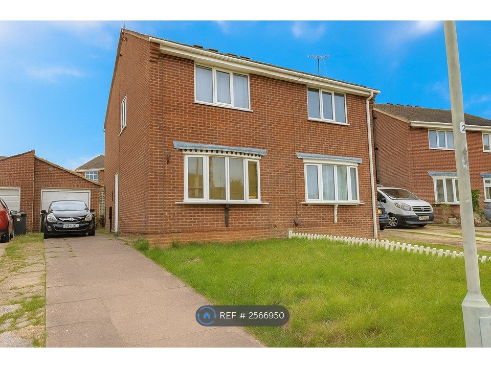 Property photo 1 of 2