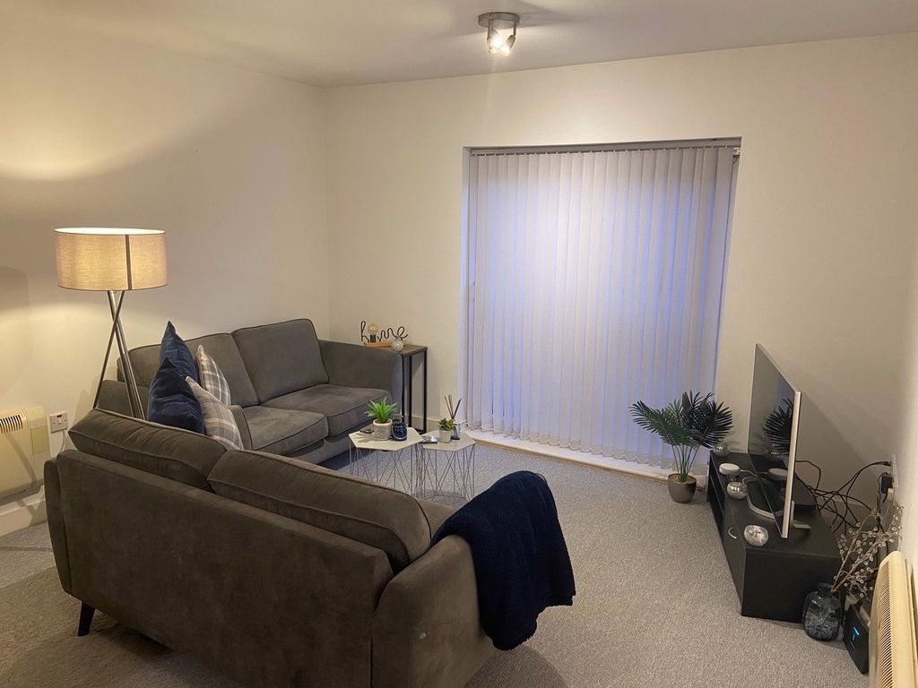 Property photo 3 of 15