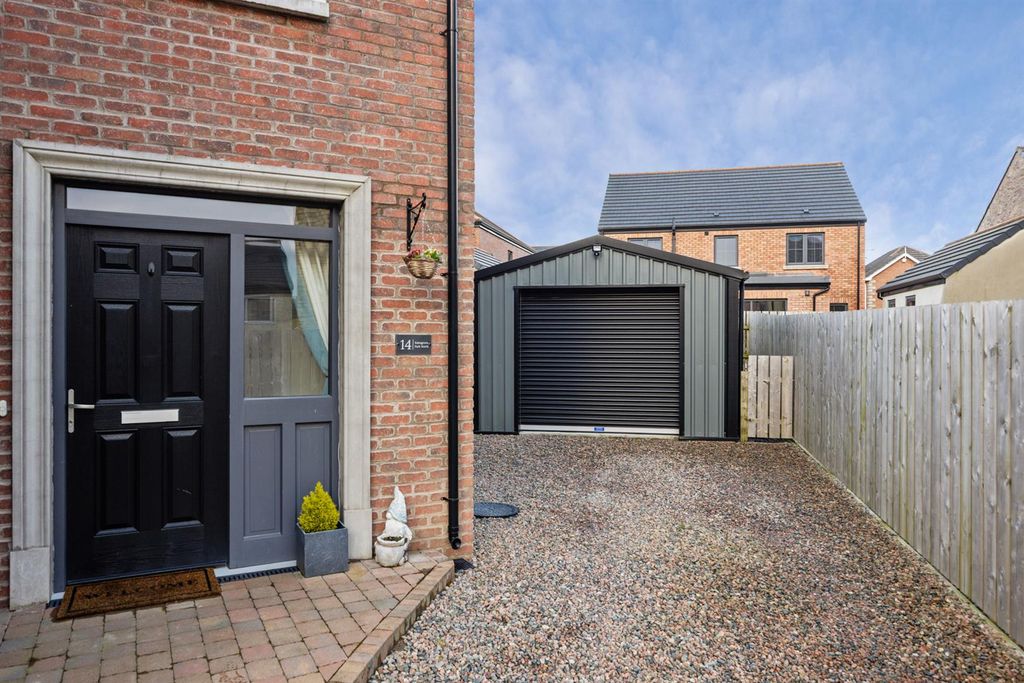 Property photo 2 of 31 14 Edengrove Park North 29.Jpg