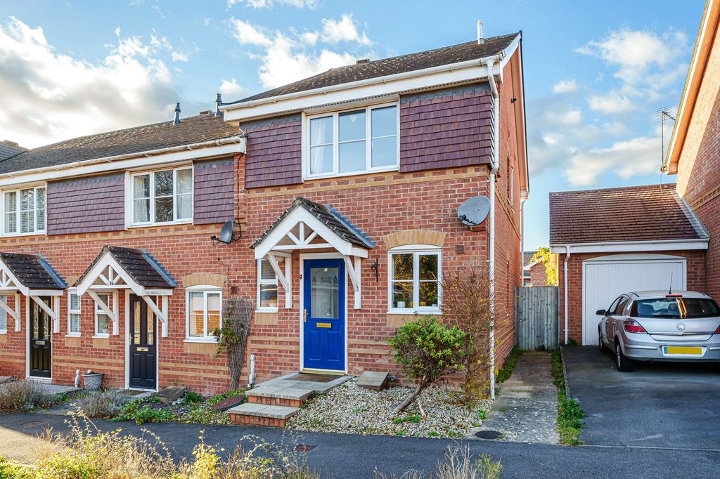 Property photo 1 of 12