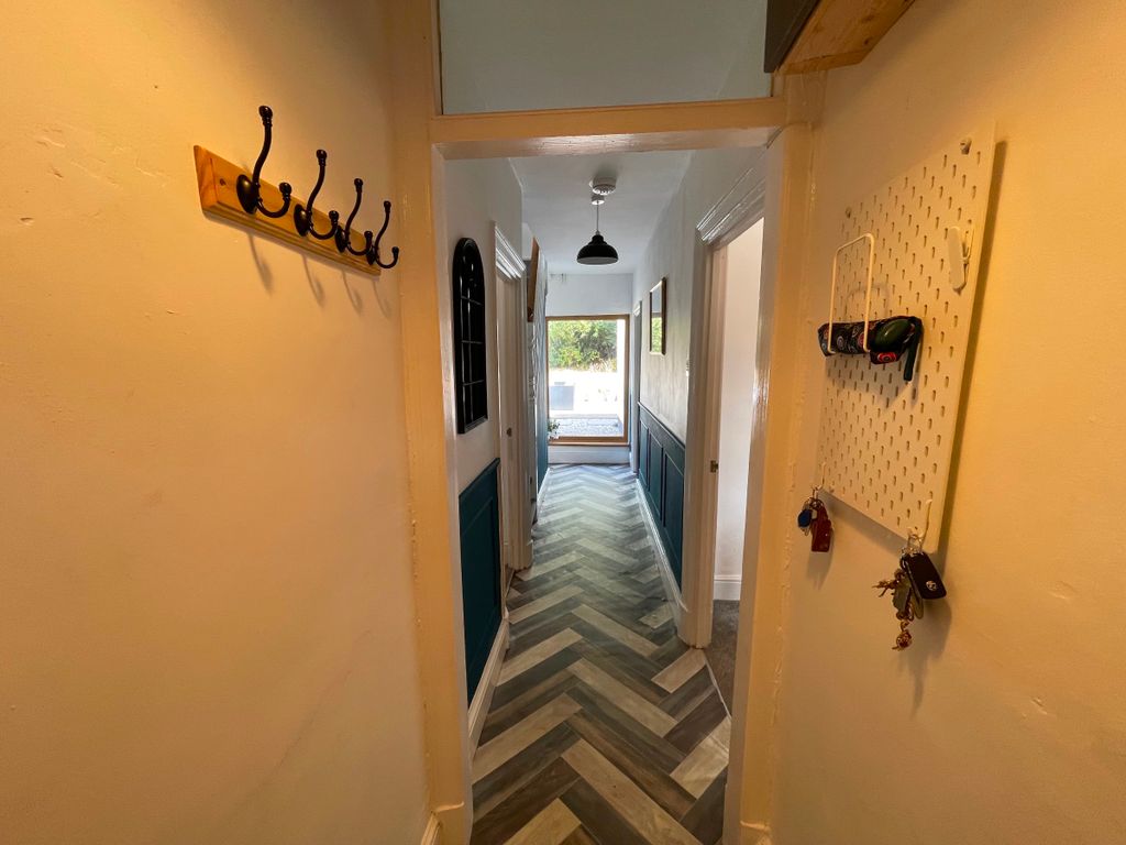 Property photo 3 of 26