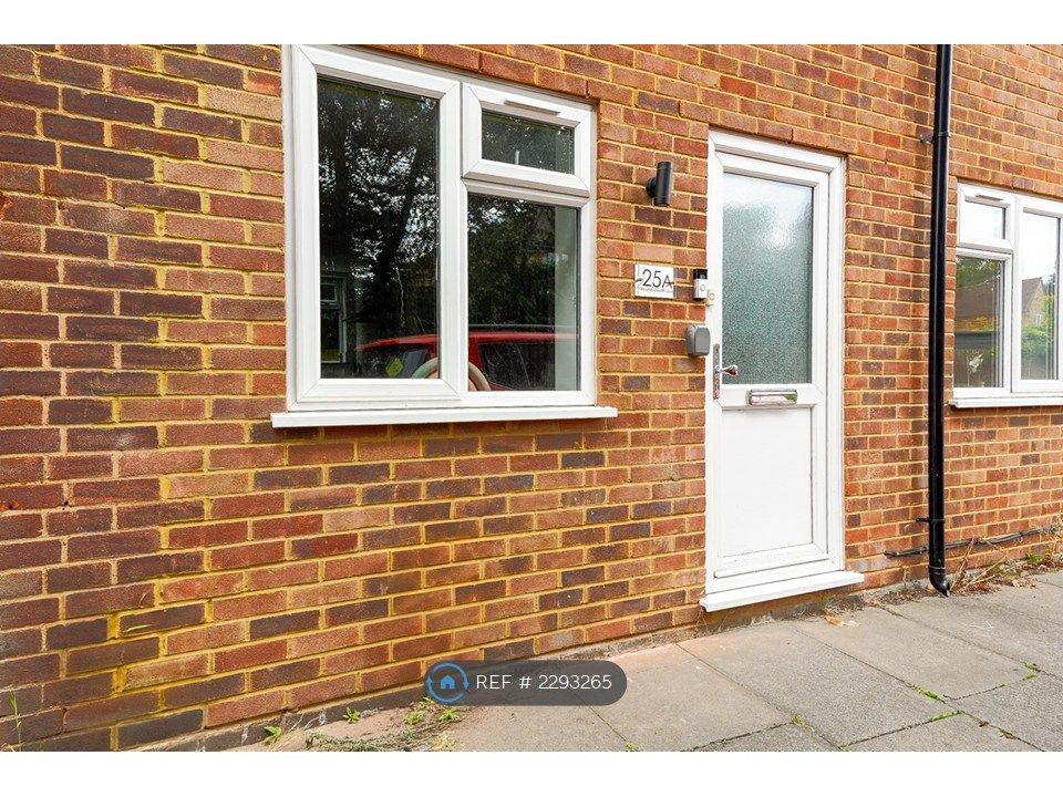 Property photo 2 of 33