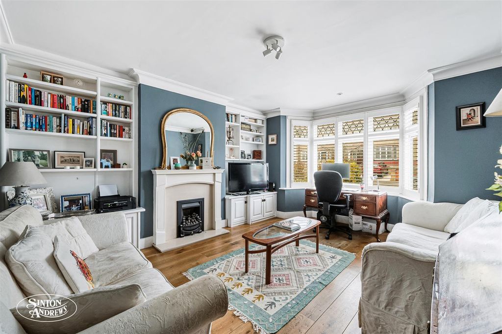 Property photo 3 of 19 57 Boston Gardens-3.Jpg