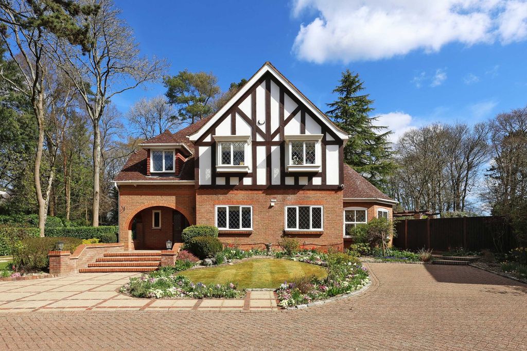 Property photo 1 of 25 Picture No. 40