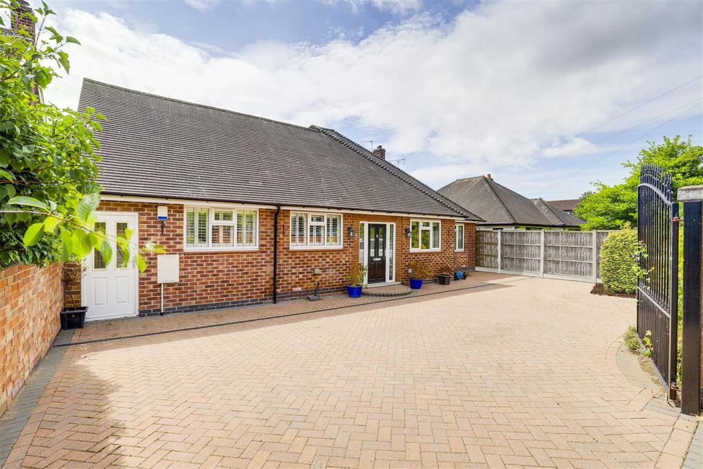 Property photo 1 of 27 8441.Jpg