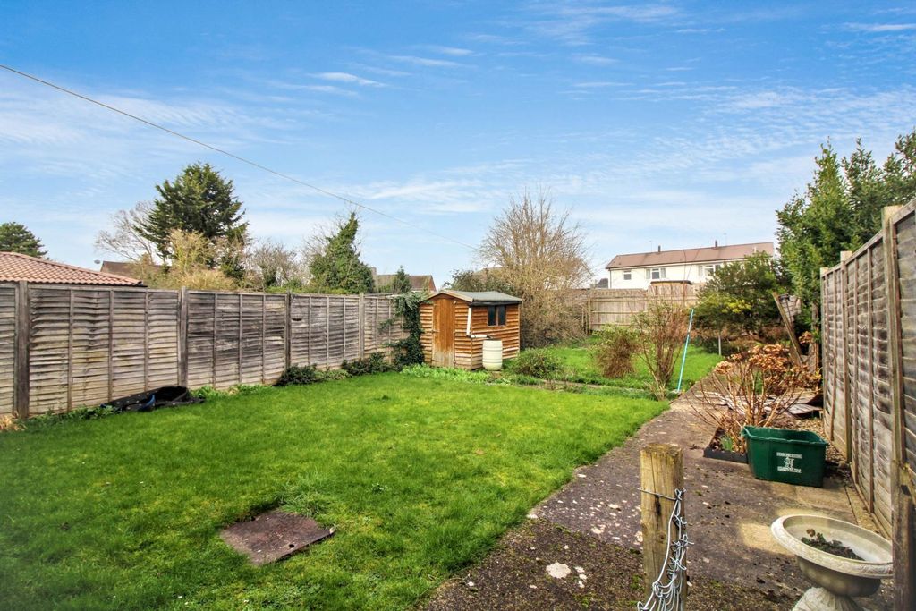 Property photo 2 of 11