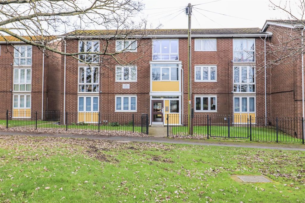 Property photo 1 of 7