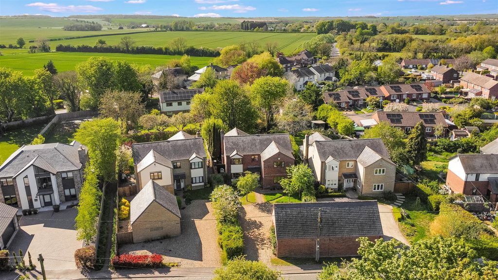 Property photo 2 of 20 Drone (3).Jpg