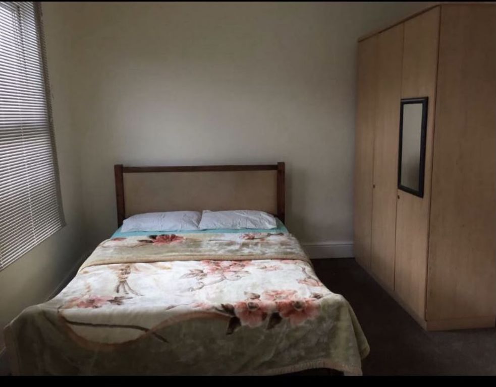 Property photo 1 of 2
