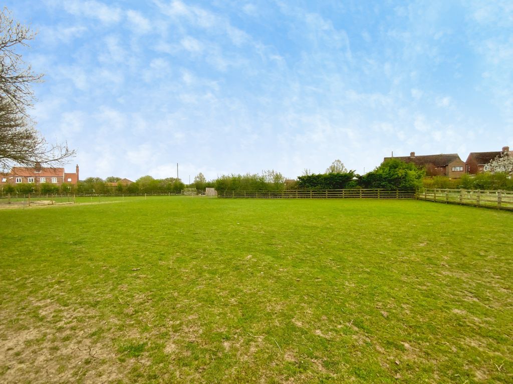 Property photo 2 of 20 Photo #2