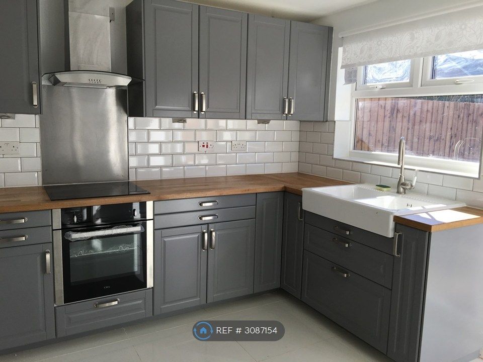 Property photo 1 of 22 Kitchen