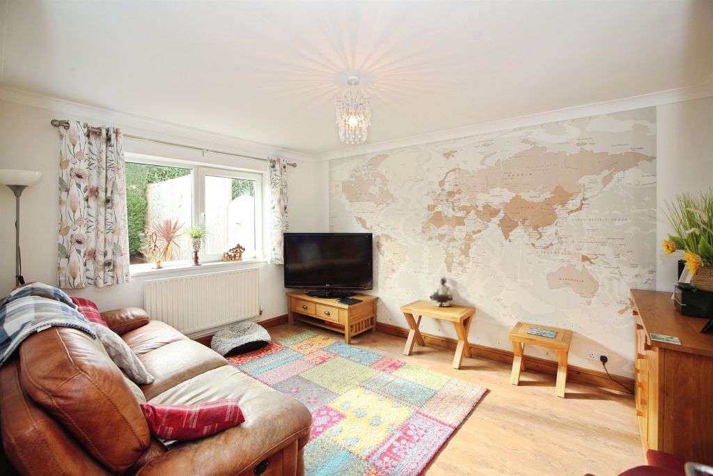 Property photo 2 of 26