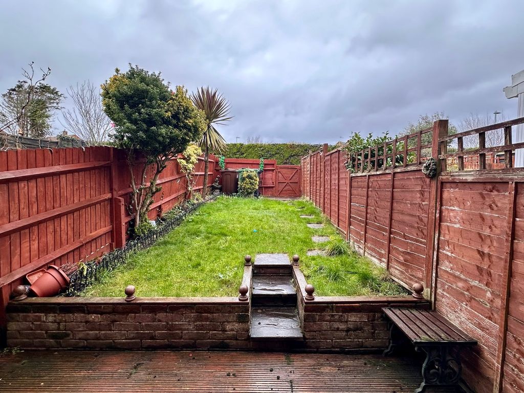 Property photo 3 of 14