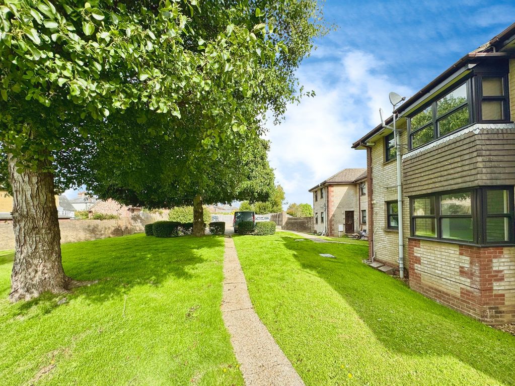 Property photo 2 of 14