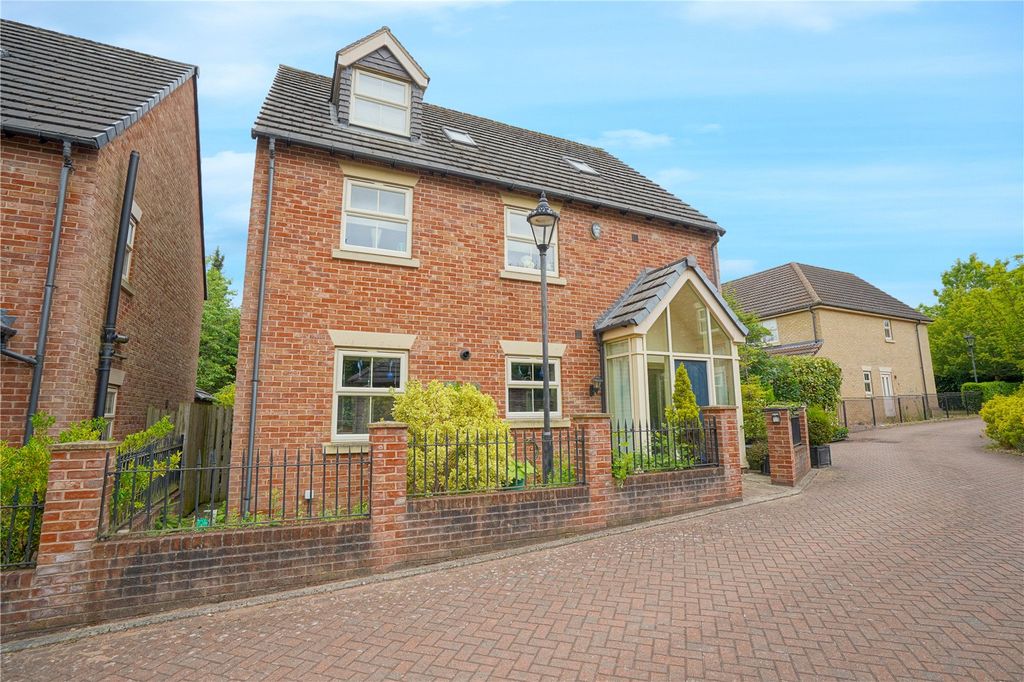Property photo 1 of 19 Picture No. 20