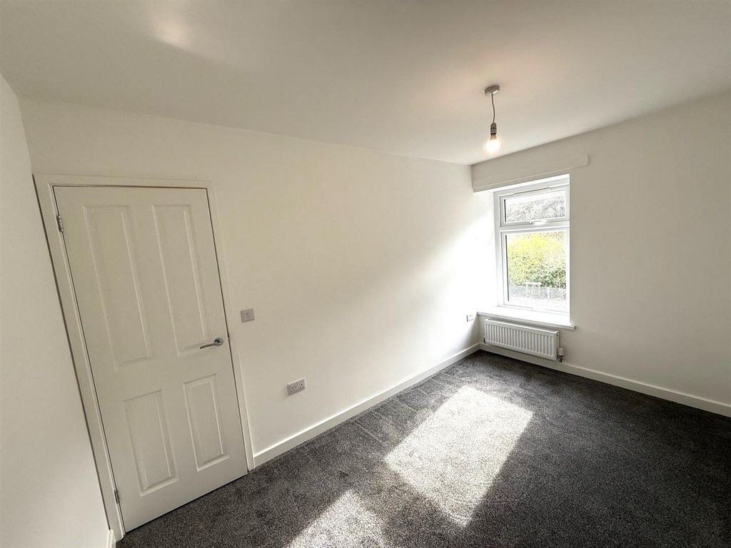 Additional image 15 of Property to rentWestern Terrace, Cross Keys, Newport NP11