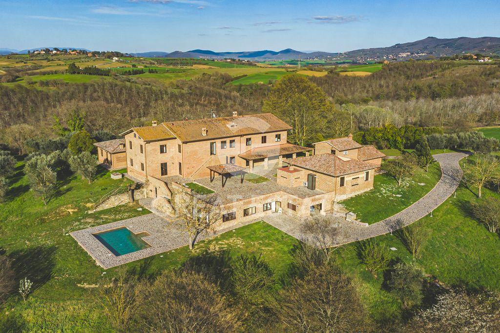 Property photo 2 of 66