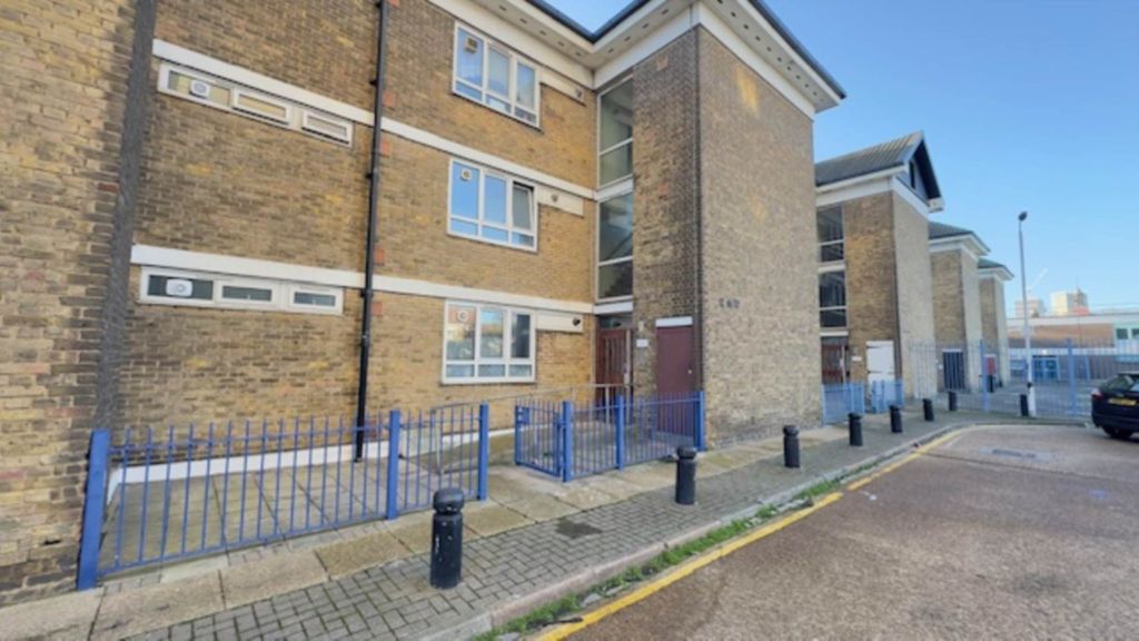 Property photo 1 of 1