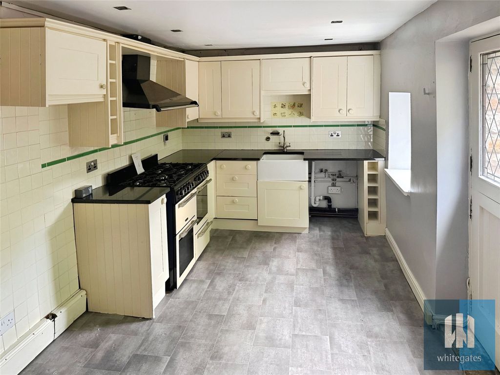 Property photo 2 of 10 Picture No. 29