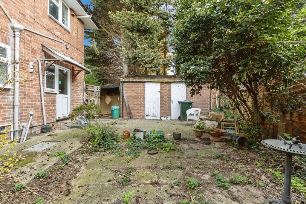 Property photo 2 of 17
