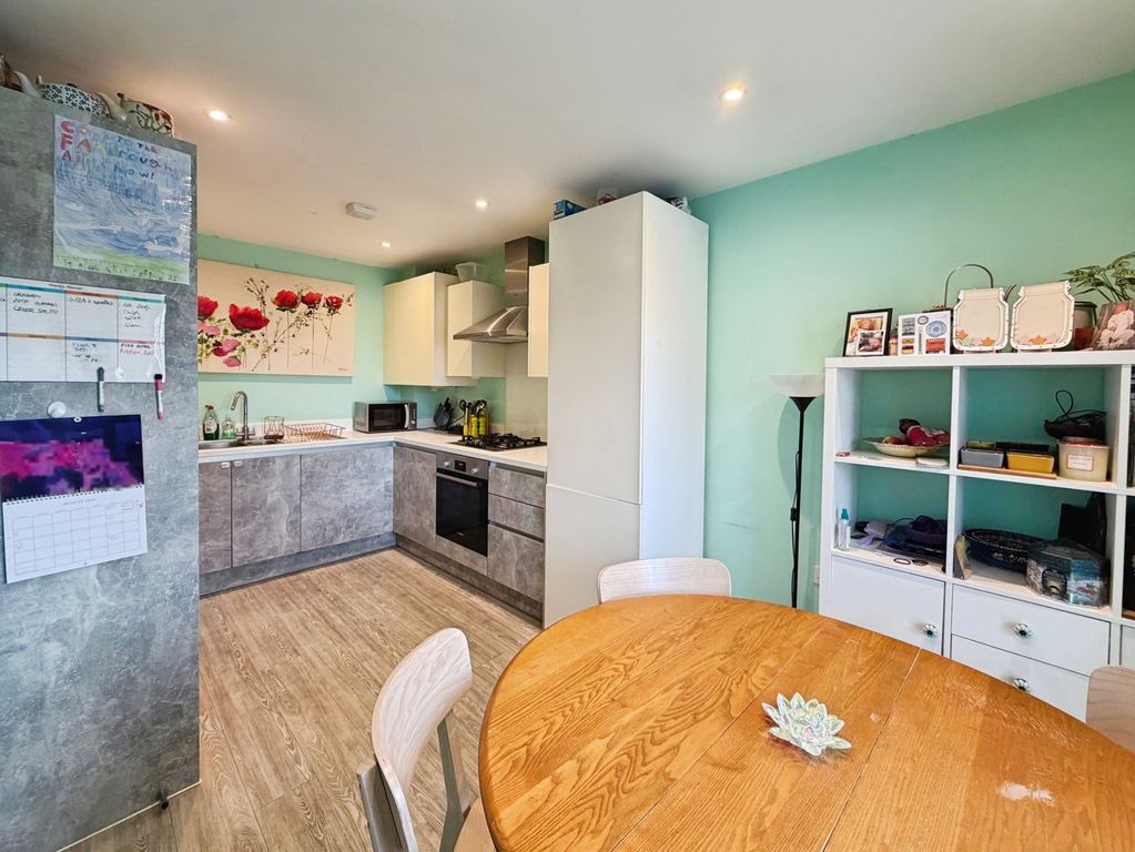 Property photo 3 of 15 Pbox-Img.Jpg