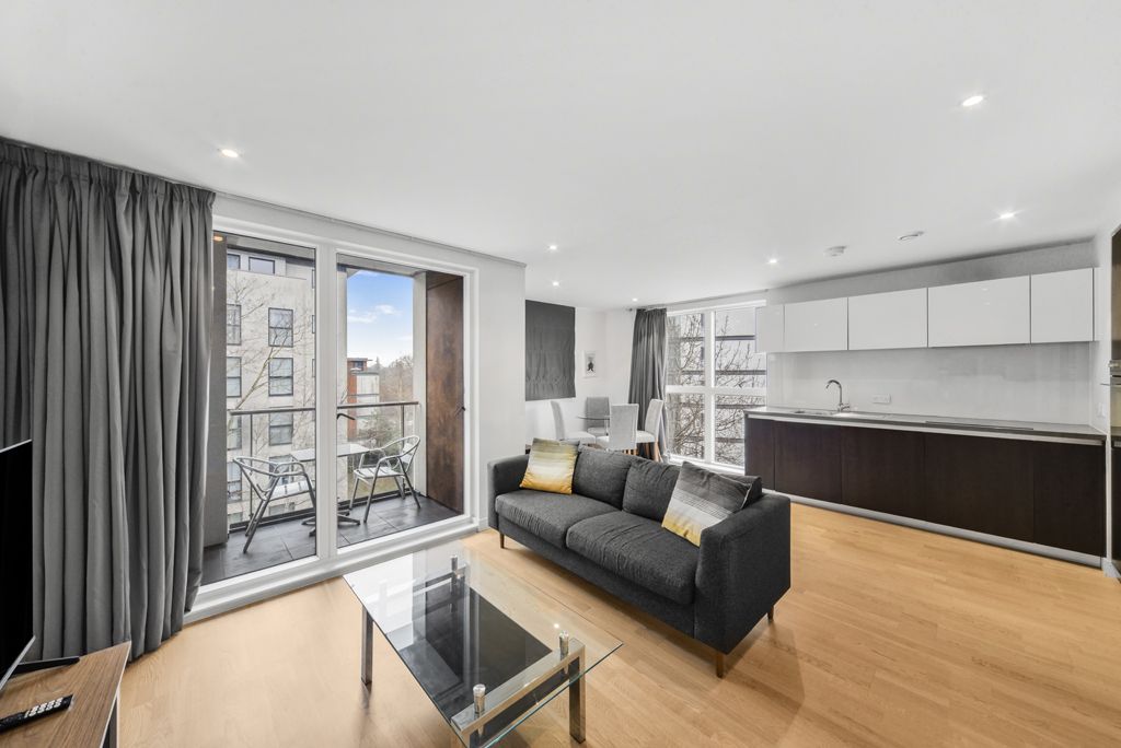 Property photo 2 of 19 Picture No. 48