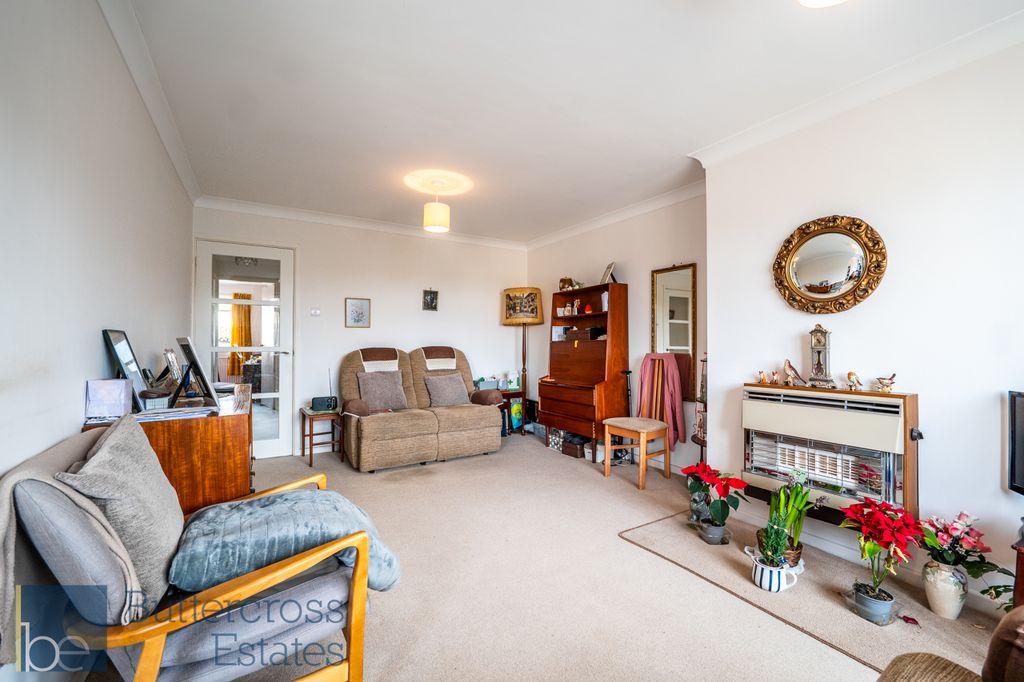 Property photo 2 of 14 Living Room