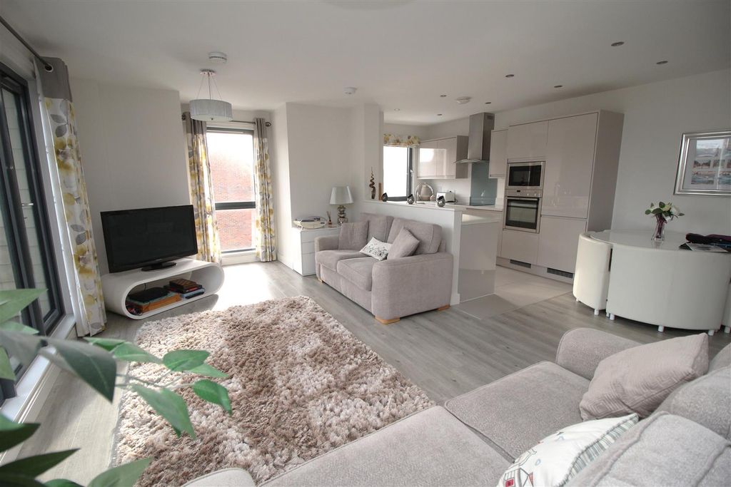 Property photo 2 of 9 Img_4544.Jpg