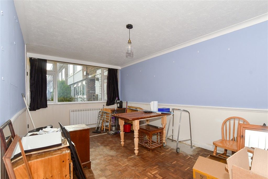 Property photo 1 of 9 Lounge/Dining Room