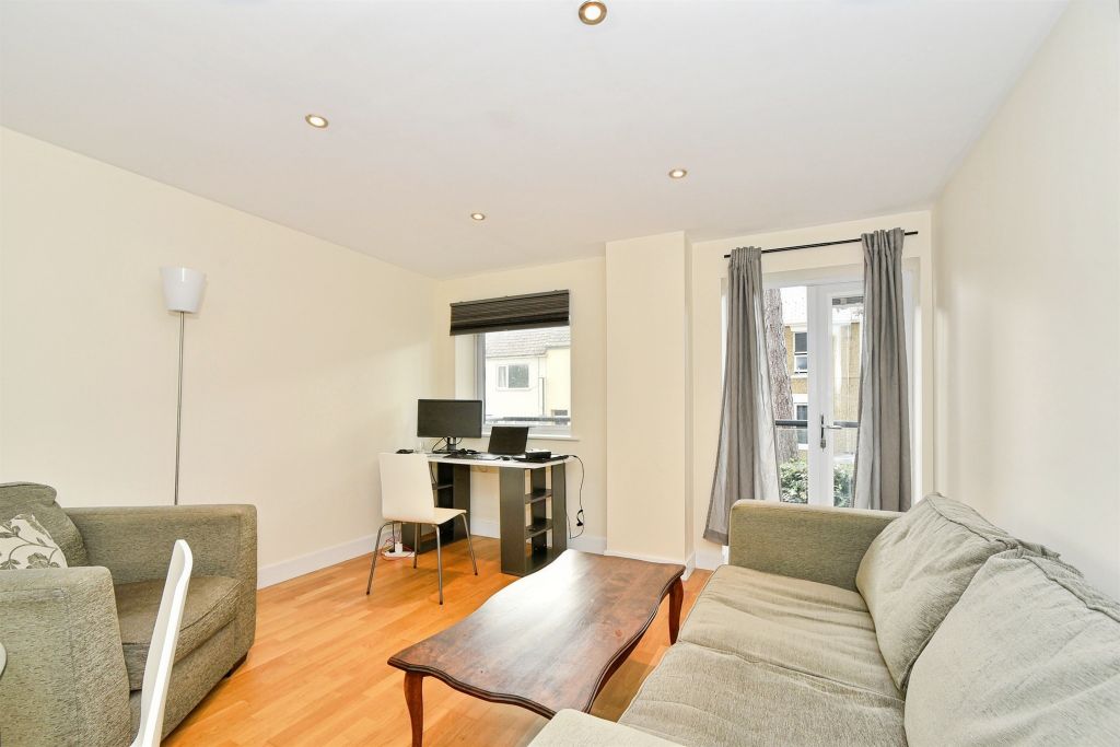 Property photo 3 of 14