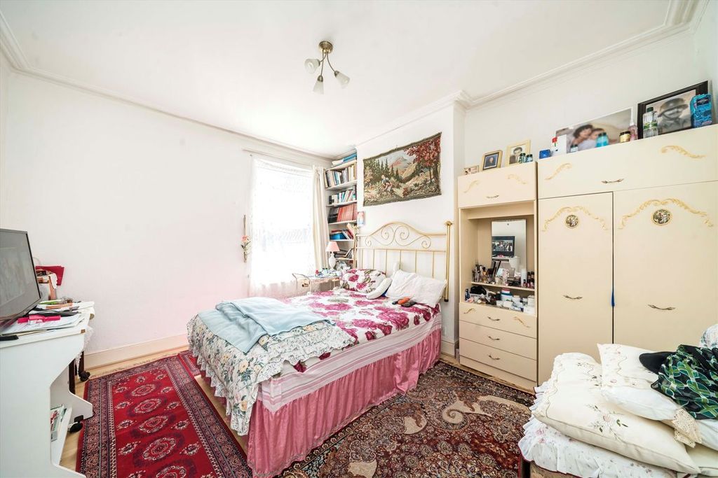 Property photo 3 of 4