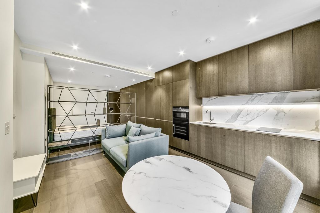 Property photo 3 of 11 Image