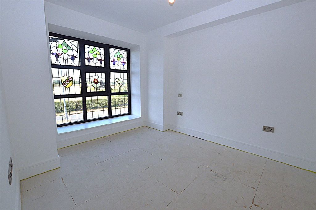 Property photo 2 of 10 Picture No. 08