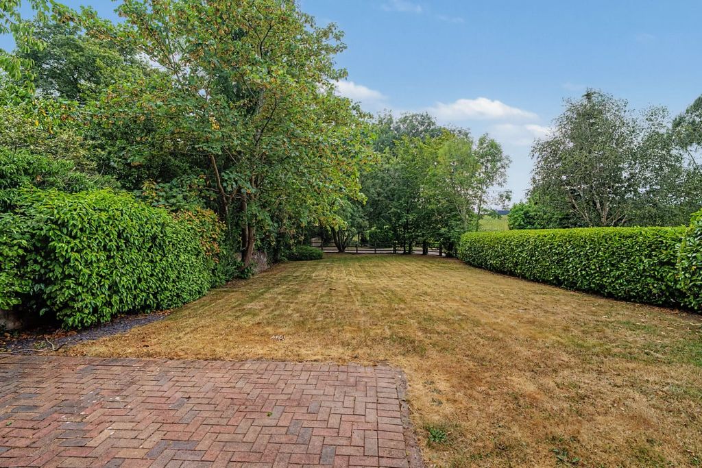 Property photo 3 of 43