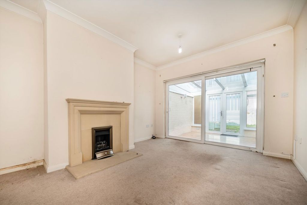 Property photo 3 of 5