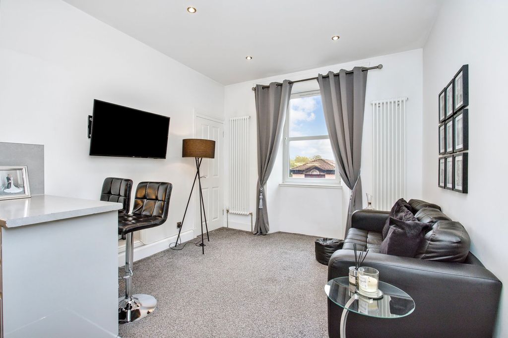 Property photo 2 of 12 Property Image 2