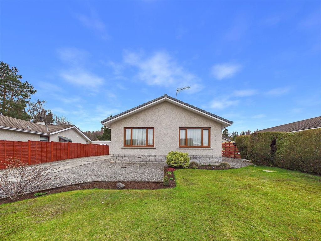 Property photo 1 of 20 32 Strathspey Drive Grantown On Spey