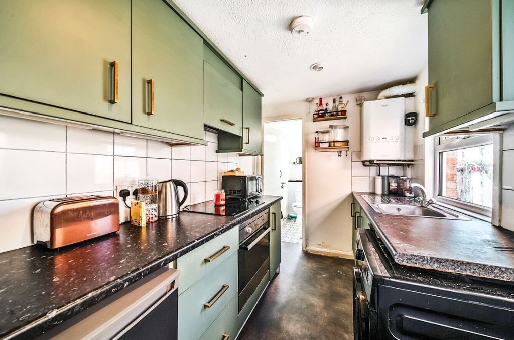 Property photo 2 of 13