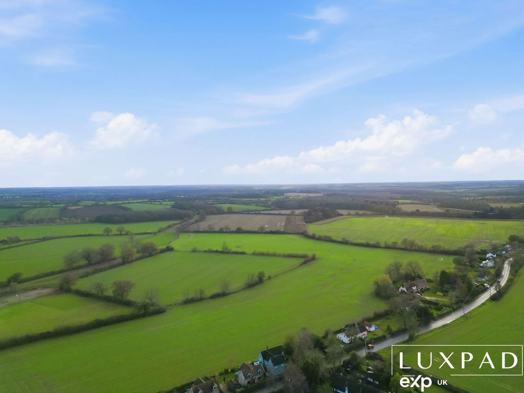 Property photo 3 of 26