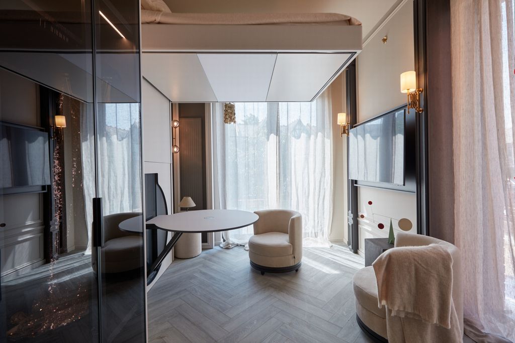 Property photo 1 of 13 Photo 4