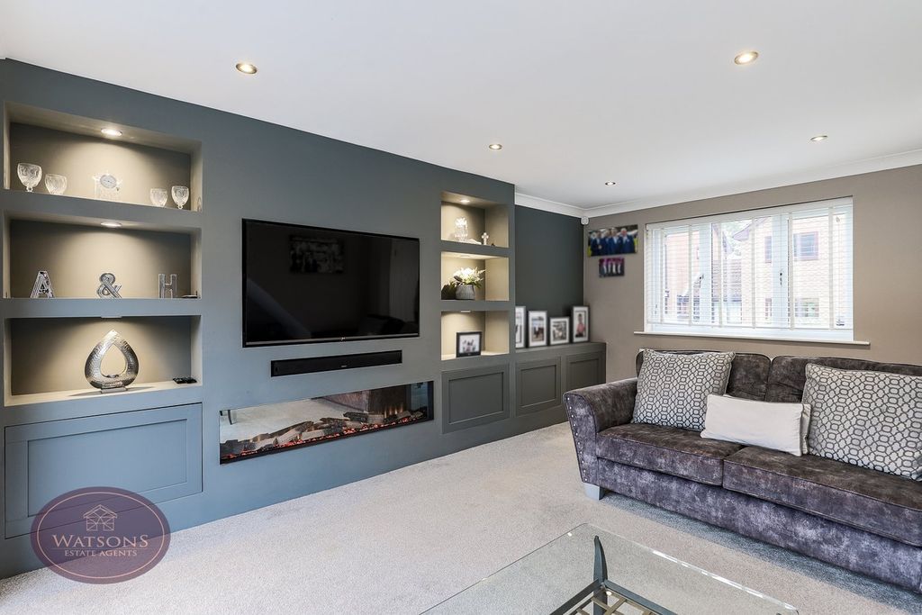 Property photo 3 of 26